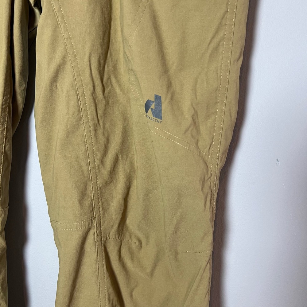 Eddie Bauer First Ascent Mens 38x30 Fleece Lined Guide Pants Tan‎ Hiking Gorp - Picture 2 of 9